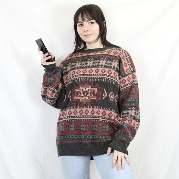 Vintage Knit Sweater - Picture 2 of 4